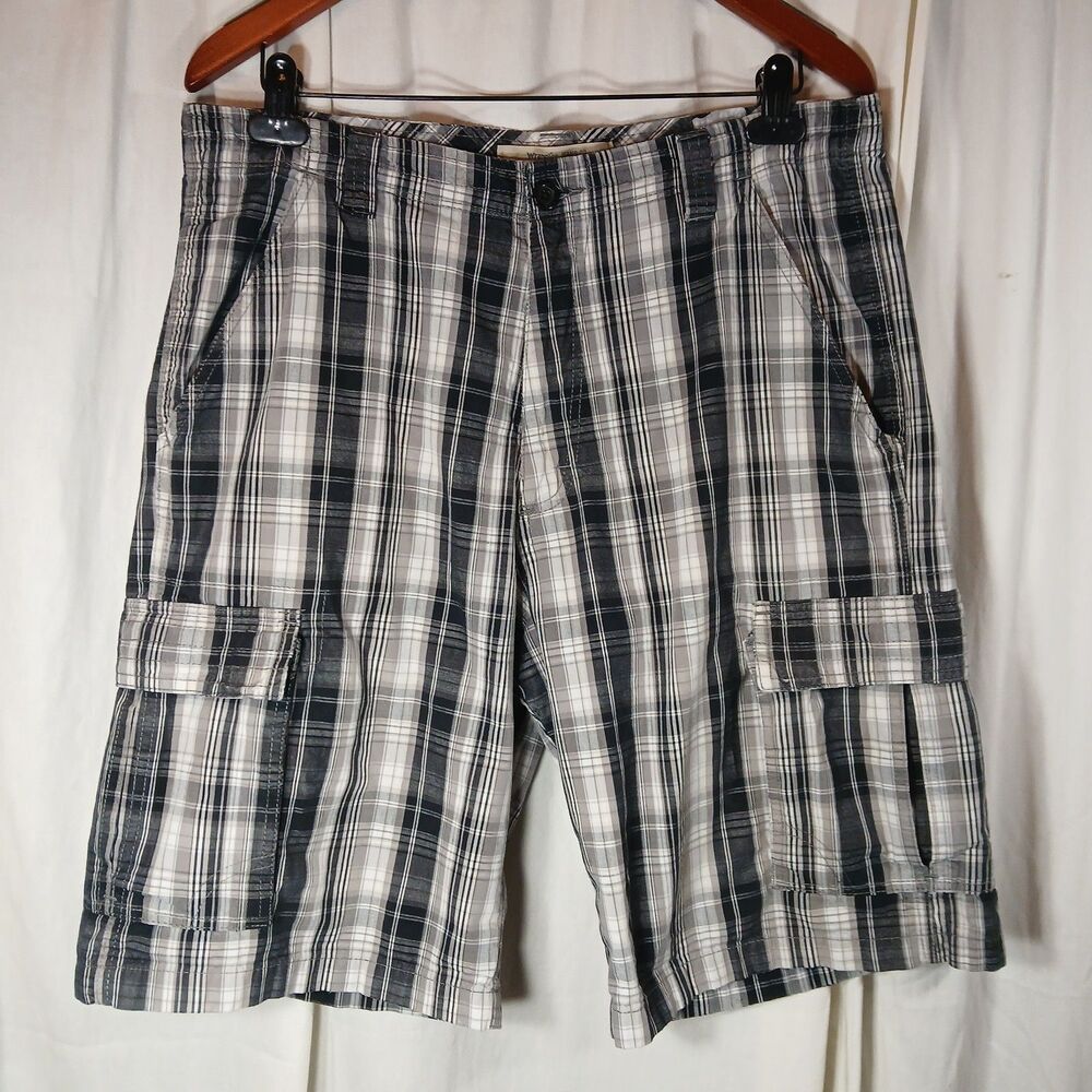 Wrangler Jeans Co Men's Sz 32 Plaid Cargo Shorts Black White Gray 100% Cotton